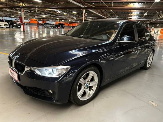 BMW 320i 2.0 16V TURBO GASOLINA 4P AUTOMÁTICO BMW 320i 2.0 16V TURBO GASOLINA 4P AUTOMÁTICO